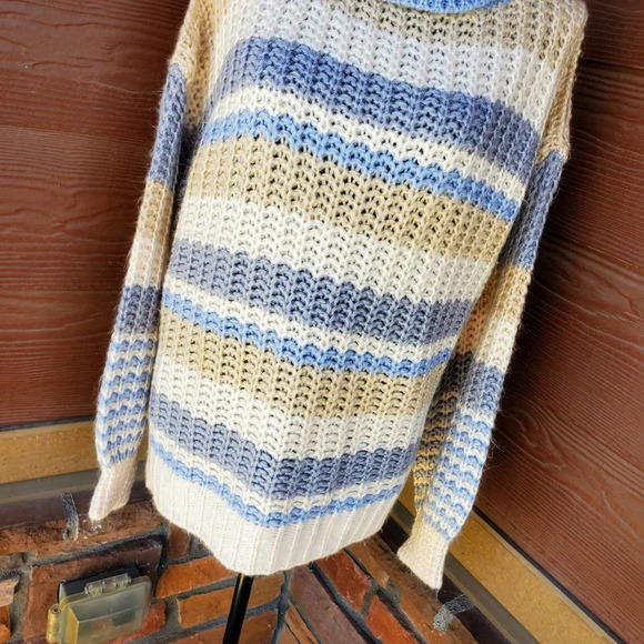 Forever 21 Striped Knit Turtleneck Sweater Women's Size Medium - Picture 16 of 16